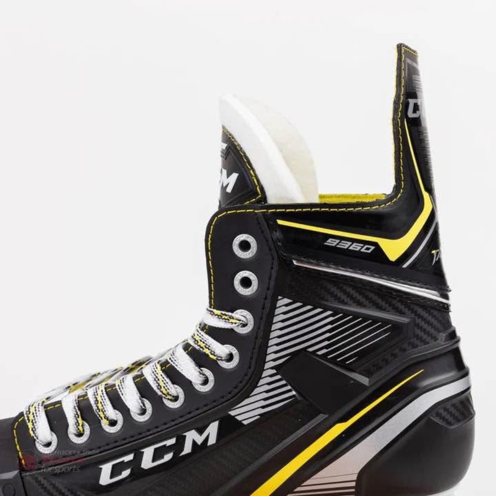 BRAND NEW youth boy girl ccm tacks 9360 ice skates skating size 1 D - Picture 2 of 5